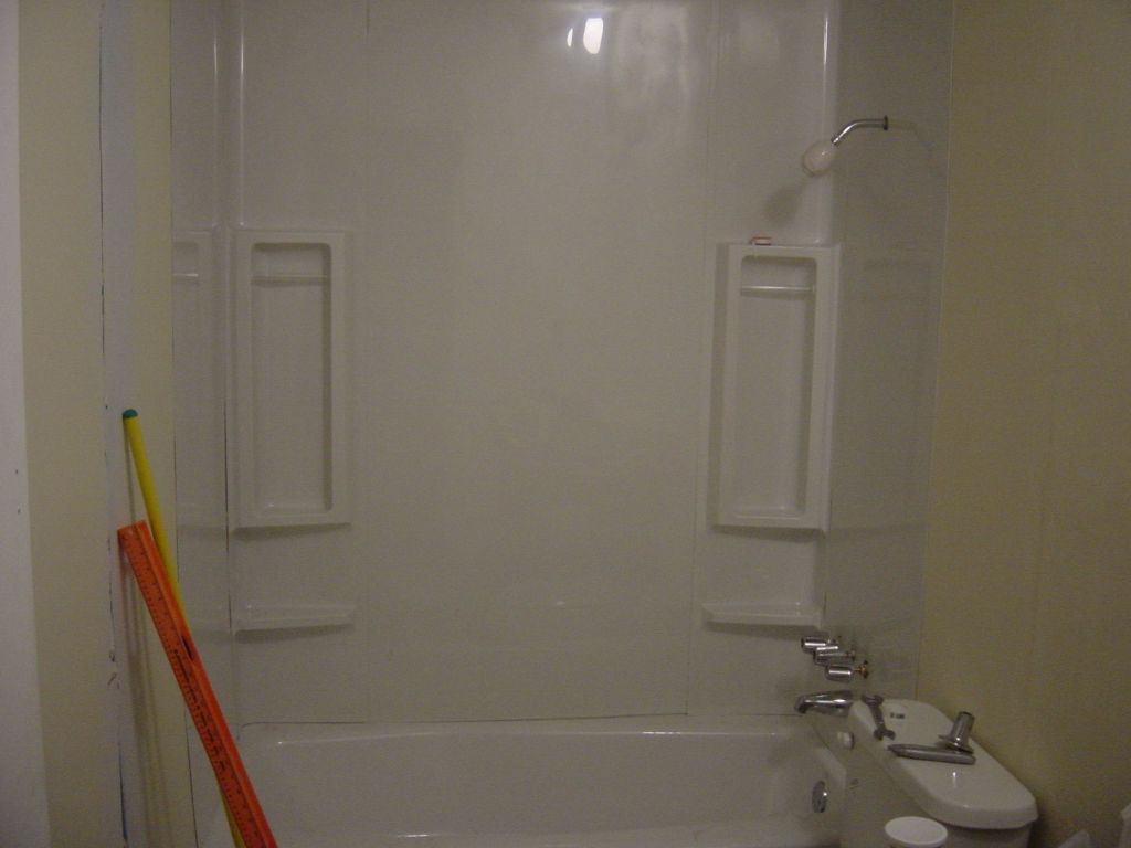 
Another bathroom picture

